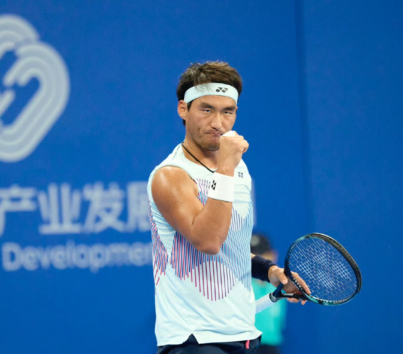 RNG碾压TL，ShowMaker线上压制力十足焦点之战八强赛，强势挺进下一轮