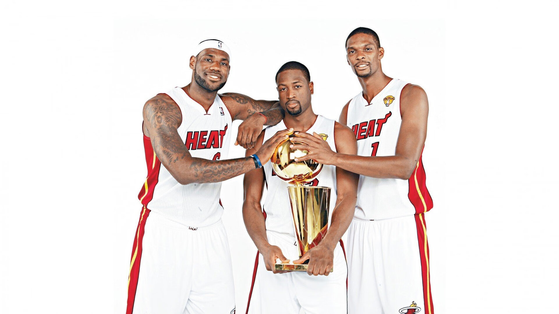 末节逆袭与欧冠封神，中国男篮力克埃及，帕尔默独揽决赛风云