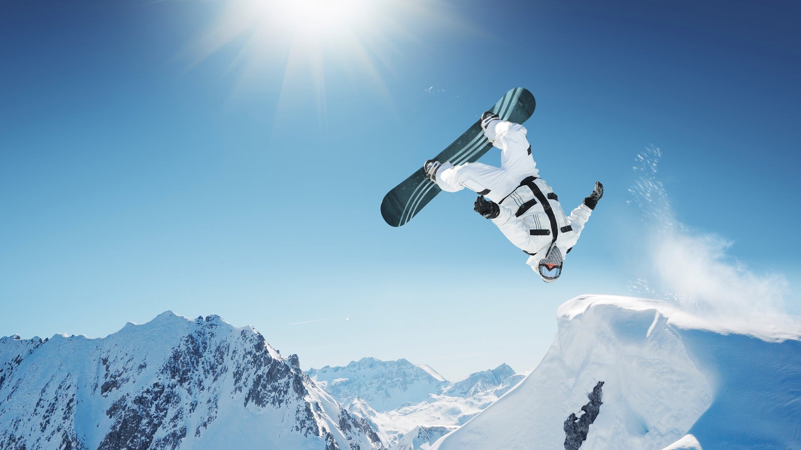 足球狂潮再起，意甲焦点战激情四射，几内亚加时绝杀挪威震撼足坛